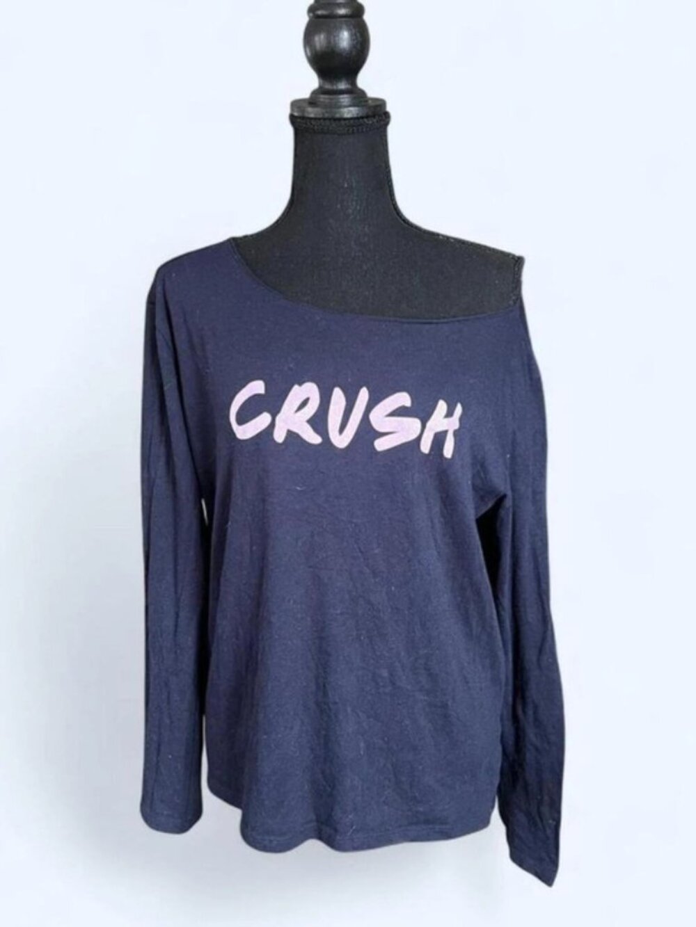 Vintage Y2K Victoria’s Secret CRUSH off shoulder lounge top Size Large 💙